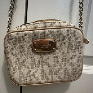 Michael Kors Crossbody Purse
